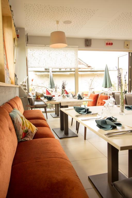 Malerwinkl Restaurant + Kunsthotel Hatzendorf Eksteriør bilde