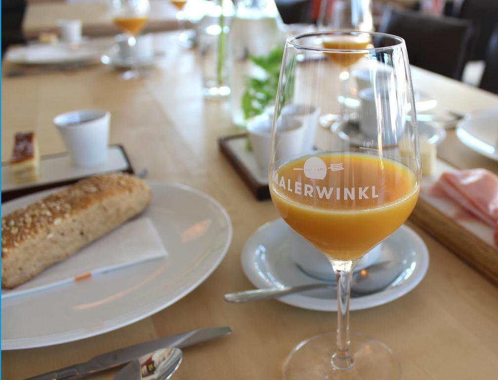 Malerwinkl Restaurant + Kunsthotel Hatzendorf Eksteriør bilde