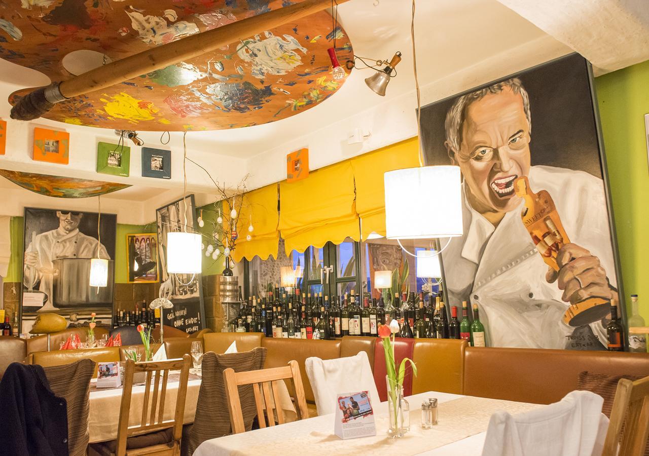 Malerwinkl Restaurant + Kunsthotel Hatzendorf Eksteriør bilde